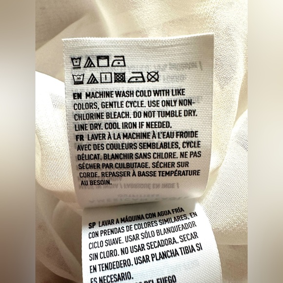 American Eagle floral romper 🌺 - Picture 14 of 15